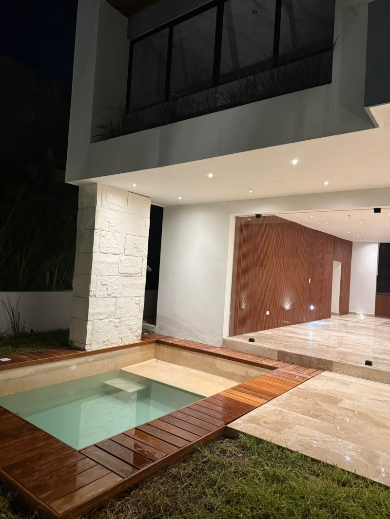 Casa En Condominio En Venta En Yucatán Country Club