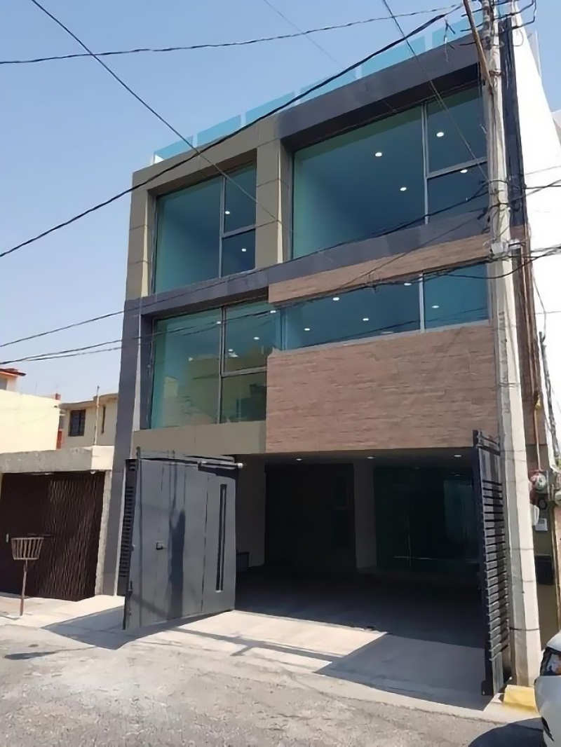 se vende moderna casa en fracc jardines de bellavista tlalnepantla