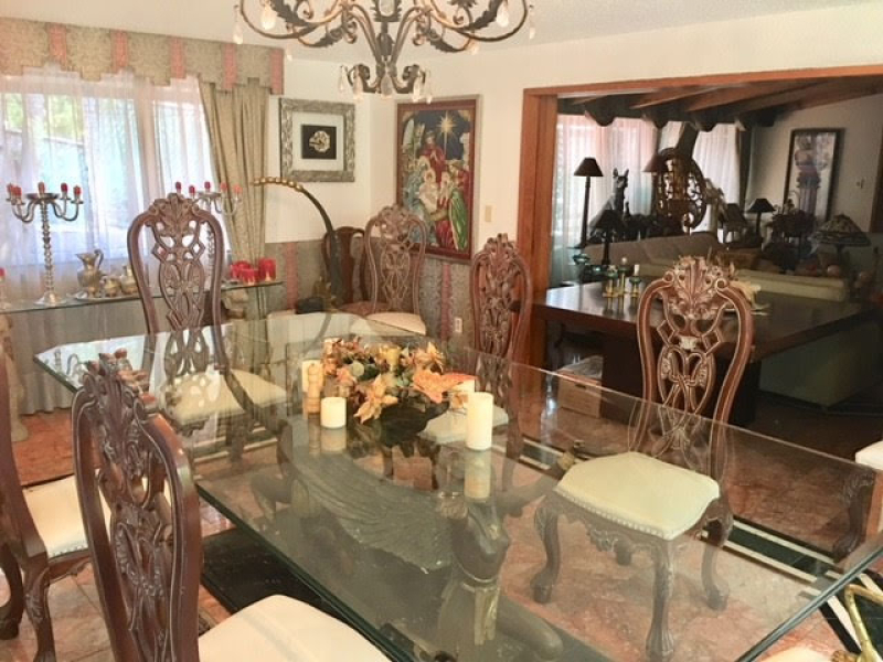 casa en venta en lomas de las palmas