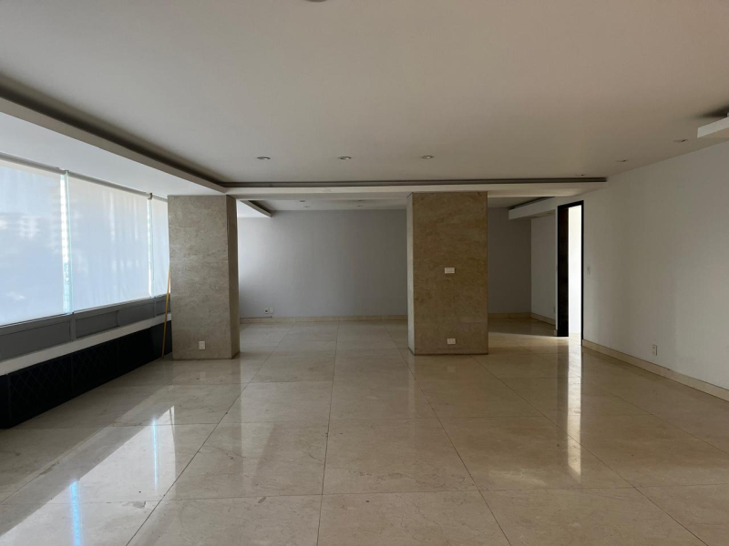 Departamento en Venta en Lomas Country Club