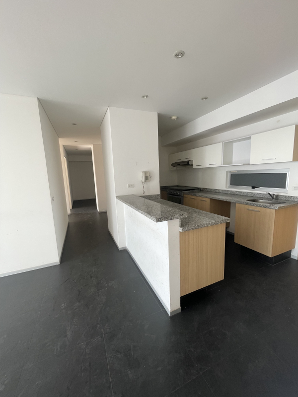 Departamento En Venta En Cittá San Jerónimo De Tres Recámaras Y Family  