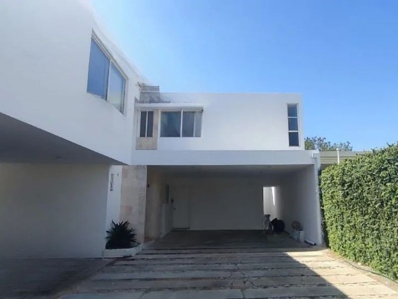 Casa En Renta En San Ramon Norte