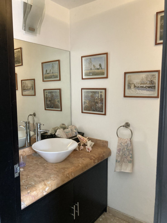 VENTA CASA EN LOMAS DE LA HERRADURA