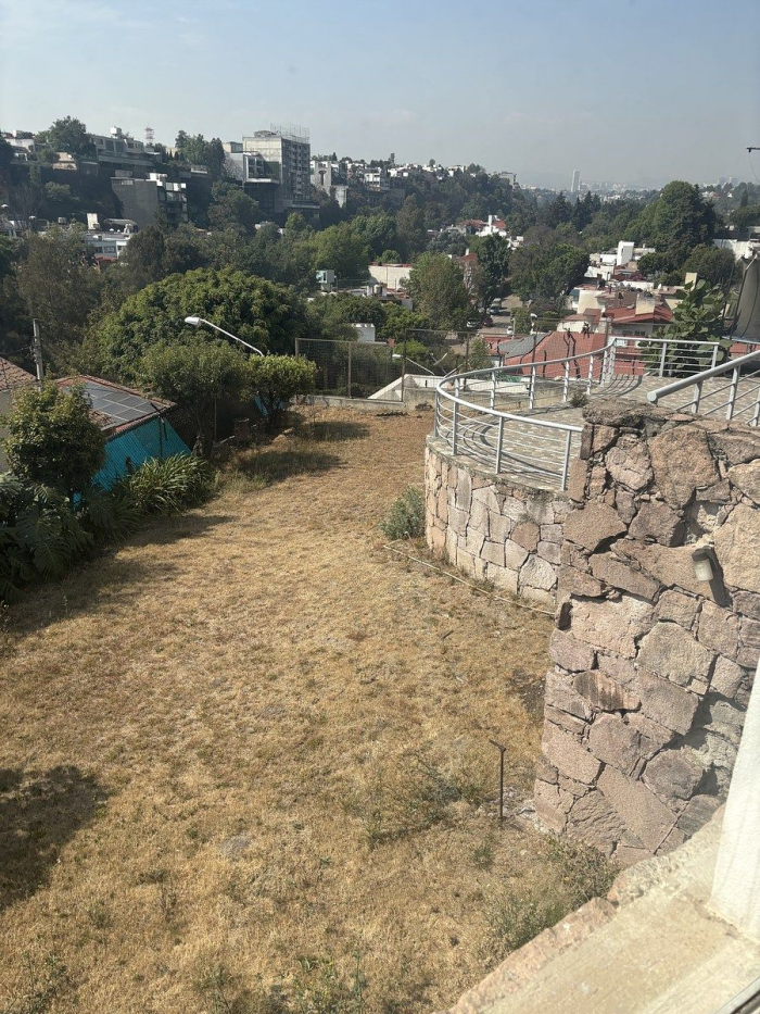 terreno con casa en lomas hipodromo en venta