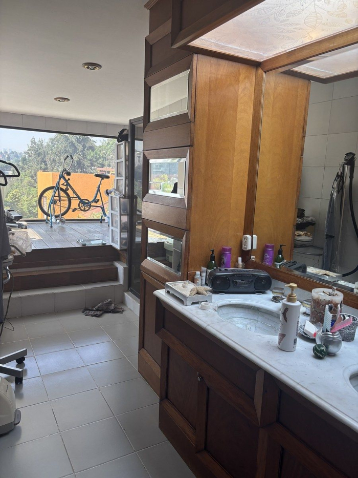 terreno con casa en lomas hipodromo en venta