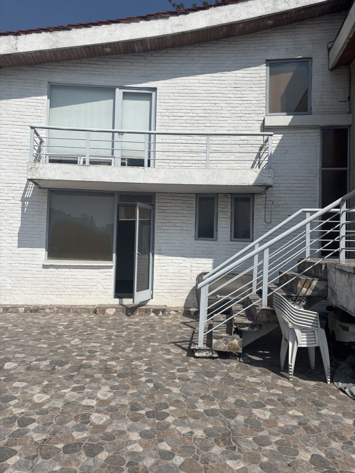 terreno con casa en lomas hipodromo en venta