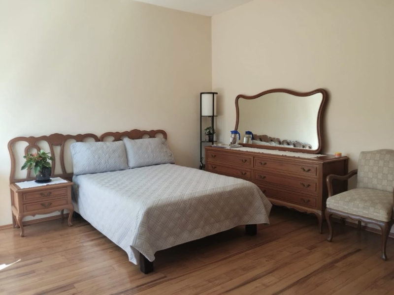 habitación privada en renta - interlomas - sólo mujeres (1 persona)