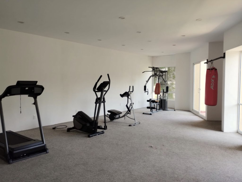 habitación privada en renta - interlomas - sólo mujeres (1 persona)