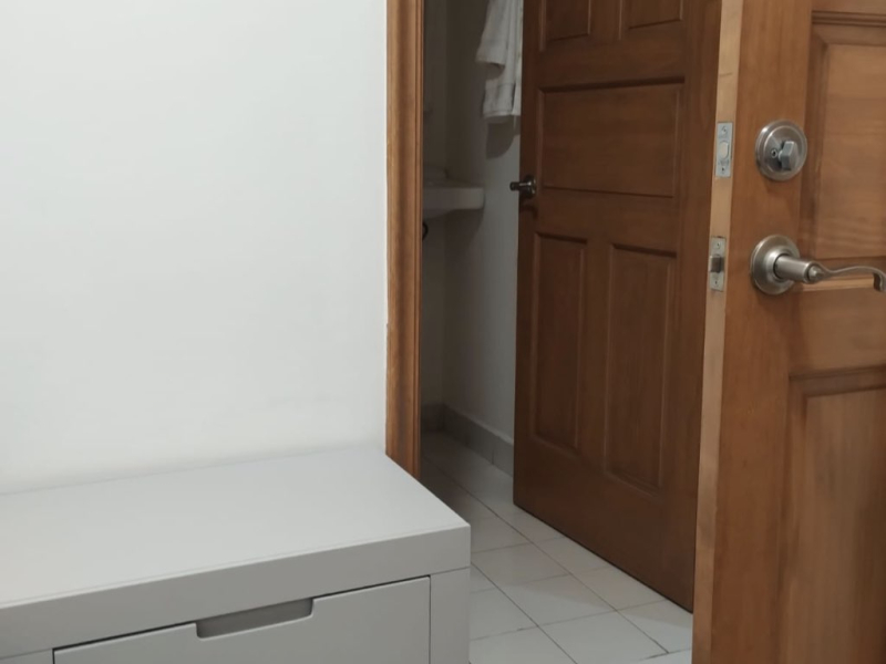 cuarto amueblado en renta - sólo mujeres - interlomas