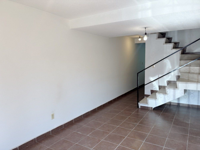 Venta Casa en privada de Olmos Coacalco