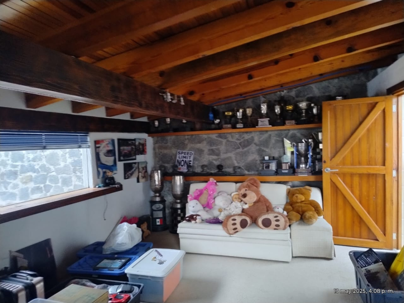 Venta De Casa Residencial Estilo Artigas En Condominio, Muy Cerca De Rancho San Francisco