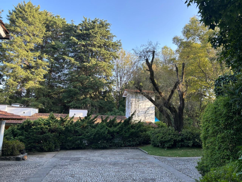 Propiedad En Venta Con 4 Casas En Calzada Desierto De Los Leones Ideal Para Inversionistas