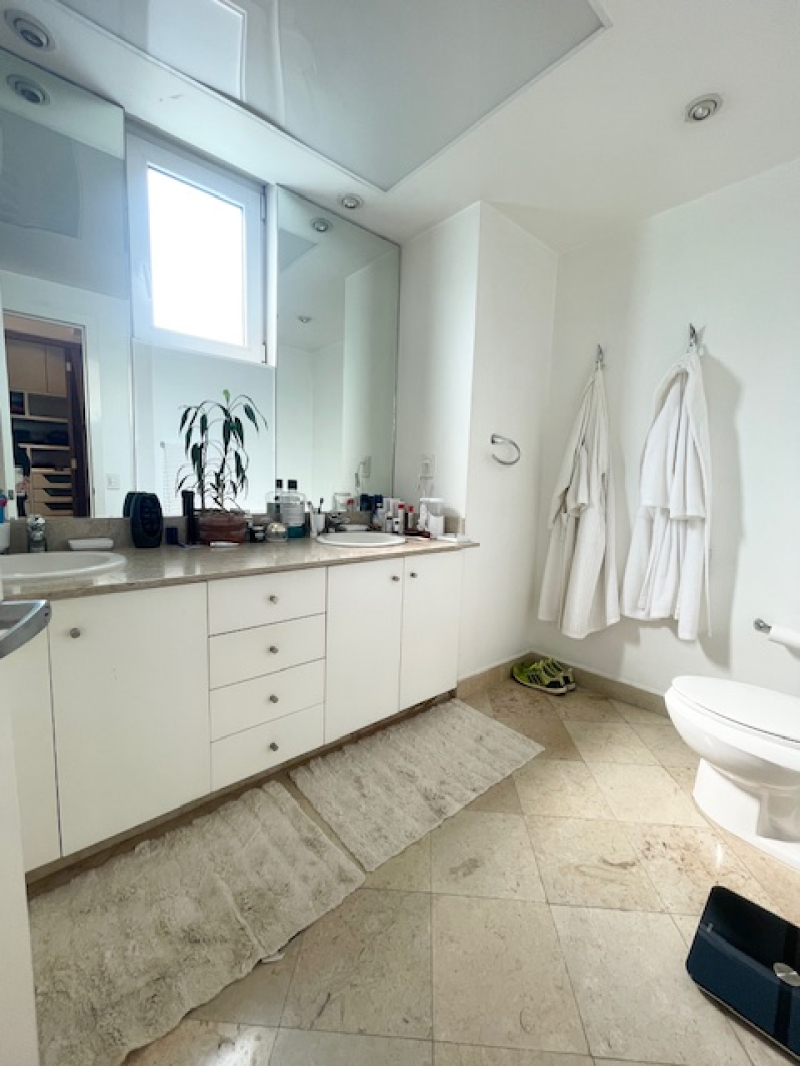 Departamento En Venta En Punta Horizonte, Bosque Real