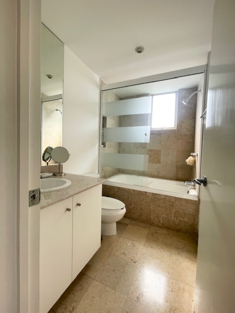 Departamento En Venta En Punta Horizonte, Bosque Real