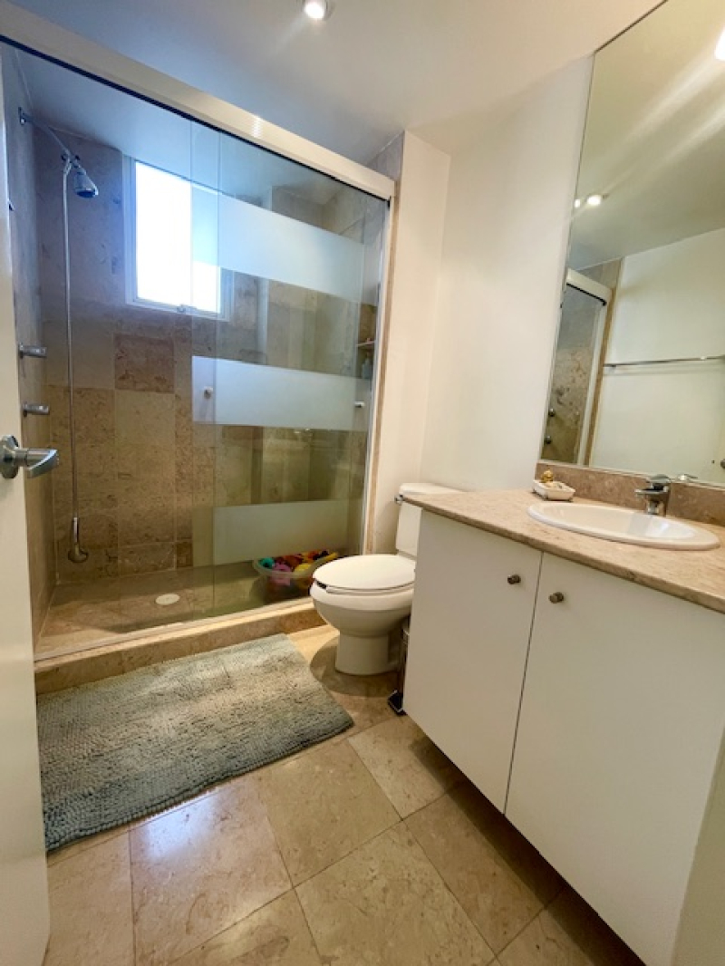 Departamento En Venta En Punta Horizonte, Bosque Real