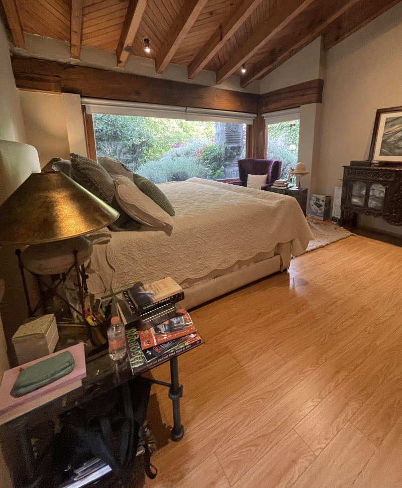 Venta Casa De Dos Niveles, 4 Recámaras Y Jardín, En Fraccionamiento Con Seguridad