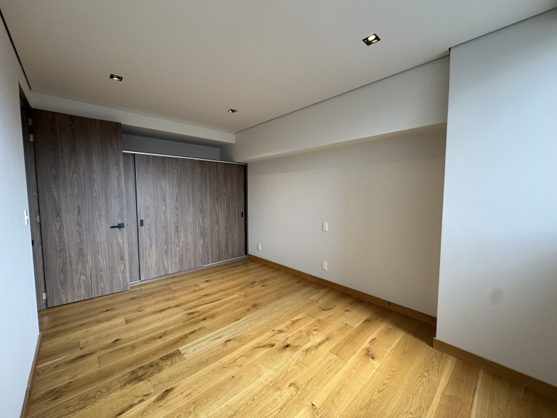 DEPARTAMENTO EN RENTA A ESTRENAR - ANTIGUO CAMINO A TECAMACHALCO - BOSQUES 