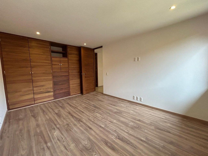 CASA EN RENTA EN EL CORAZON DE  SAN ANGEL