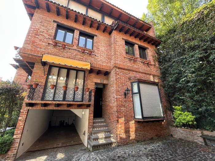 CASA EN RENTA EN EL CORAZON DE  SAN ANGEL