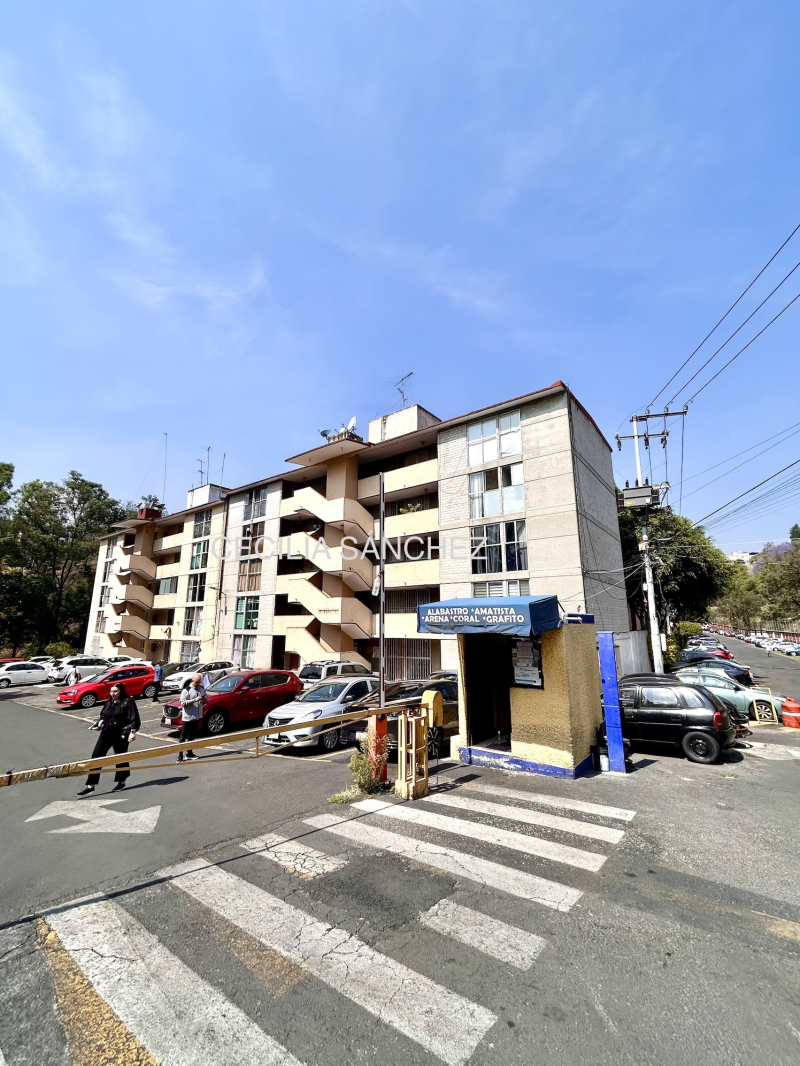 DEPARTAMENTO EN RENTA EN CA�?ADA DEL OLIVAR