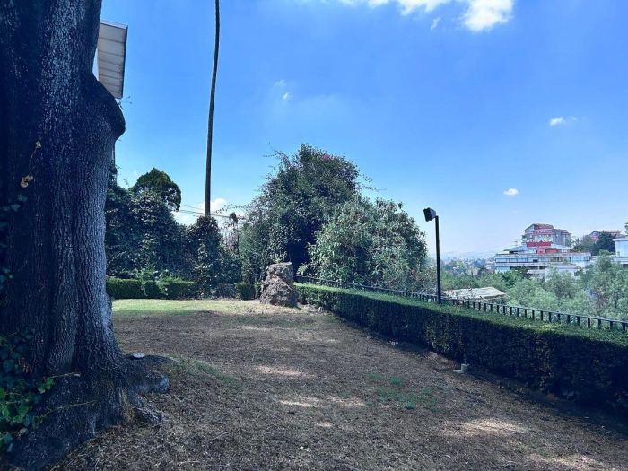 CASA EN VENTA EN LOMAS DE REFORMA