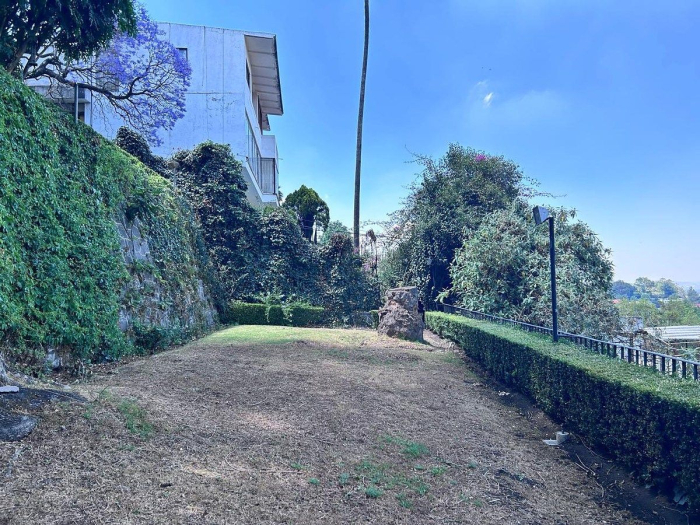 CASA EN VENTA EN LOMAS DE REFORMA