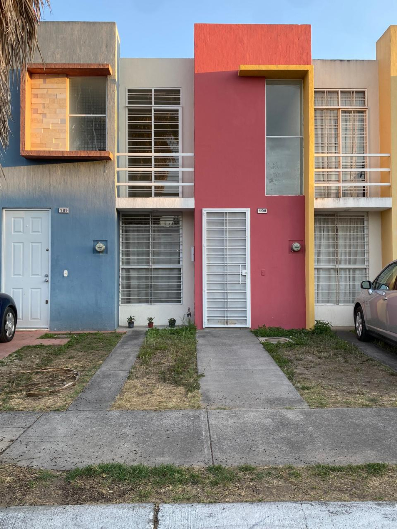 casa en renta en parques de tesistán