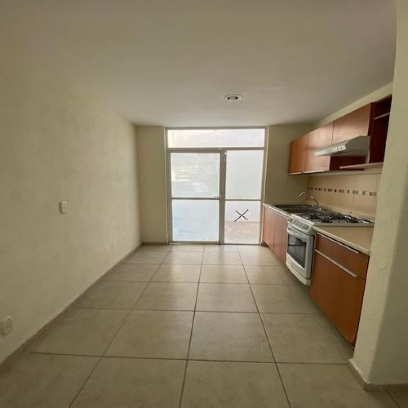 casa en renta en parques de tesistán