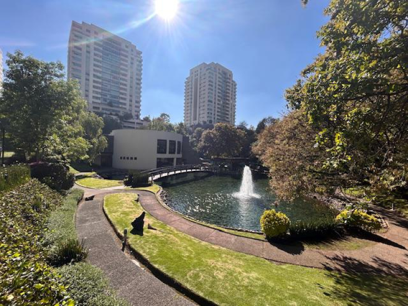 Departamento En Venta En Lomas Country Club