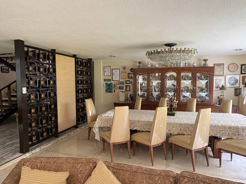 casa en venta en lomas de tecamachalco 