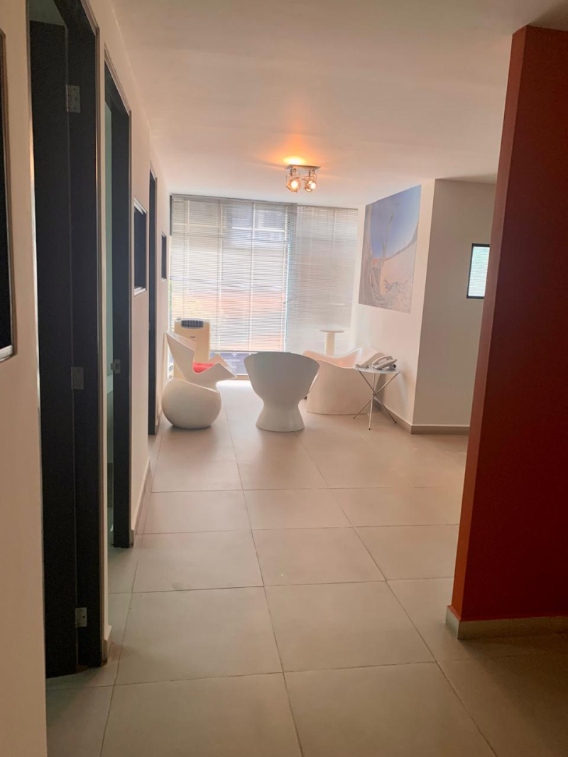 Del Valle Oficina Amueblada  Venta 