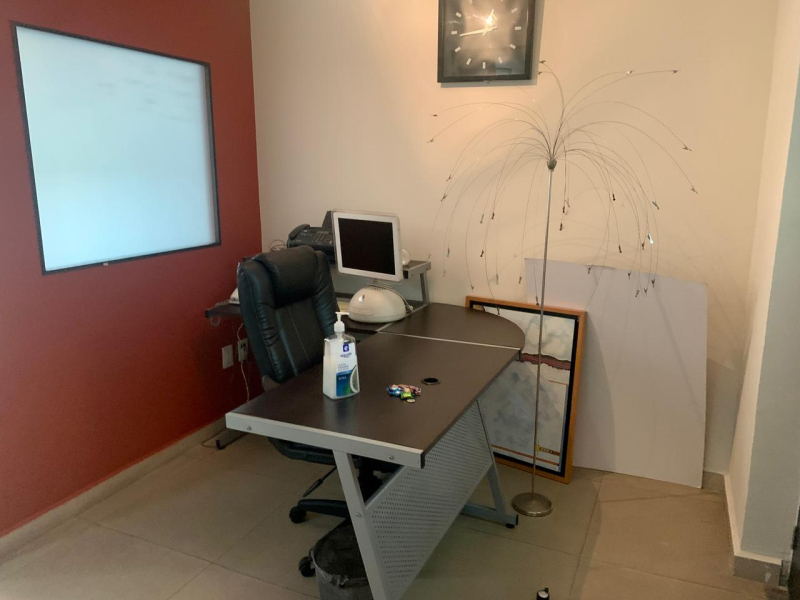 Del Valle Oficina Amueblada  Venta 