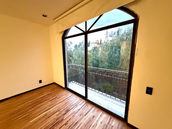 casa nueva en renta, lomas de la herradura. amplia, luminosa, jardín y terrazas