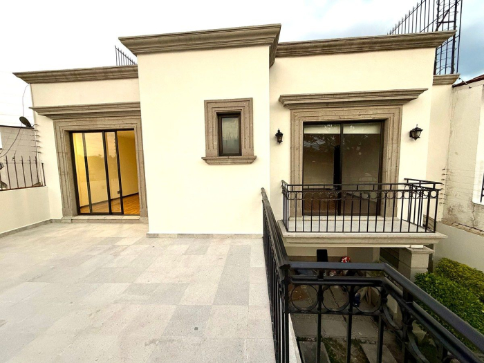 casa nueva en renta, lomas de la herradura. amplia, luminosa, jardín y terrazas