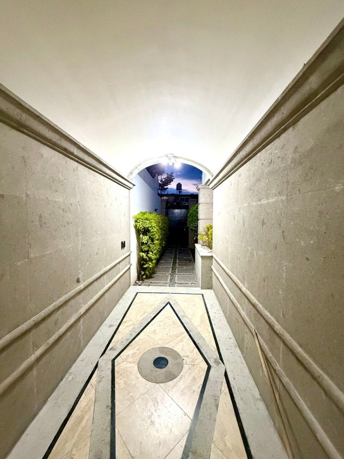 Casa Nueva En Renta, Lomas De La Herradura. Amplia, Luminosa, Jardín Y Terrazas