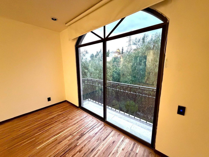 casa en renta para estrenar. lomas de la herradura: luminosa, amplia, jardín