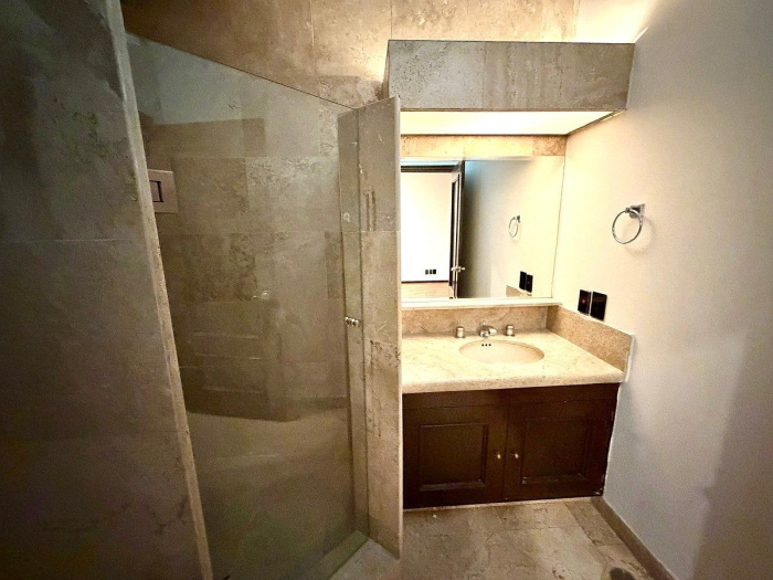 casa en renta para estrenar. lomas de la herradura: luminosa, amplia, jardín