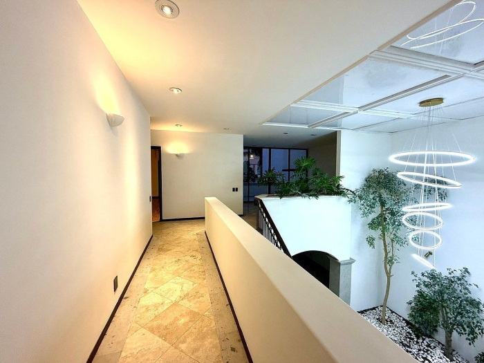 casa en renta para estrenar. lomas de la herradura: luminosa, amplia, jardín