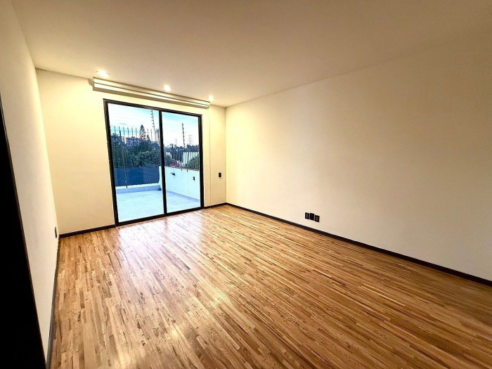 casa en renta para estrenar. lomas de la herradura: luminosa, amplia, jardín