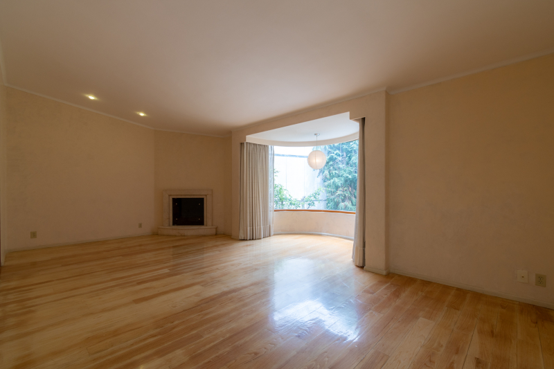 casa en venta en ahuehuete, bosques de las lomas | espacios amplios, luz natural y privacidad