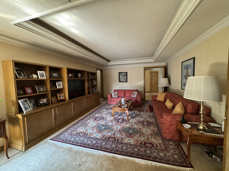 CASA EN VENTA - EN UN NIVEL CON JARDÍN ESPECTACULAR- BOSQUE DE SAUCES - BOSQUES DE LAS LOMAS 