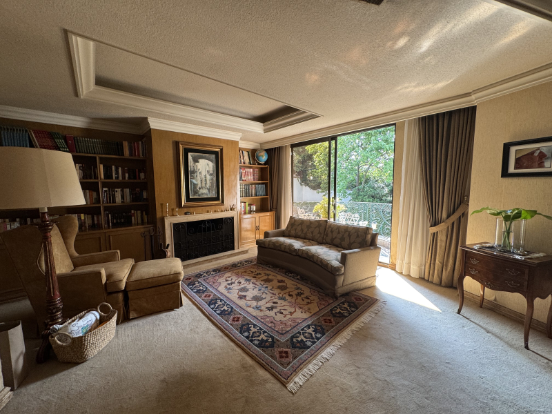 CASA EN VENTA - EN UN NIVEL CON JARDÍN ESPECTACULAR- BOSQUE DE SAUCES - BOSQUES DE LAS LOMAS 