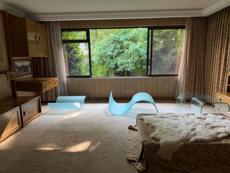 CASA EN VENTA - EN UN NIVEL CON JARDÍN ESPECTACULAR- BOSQUE DE SAUCES - BOSQUES DE LAS LOMAS 