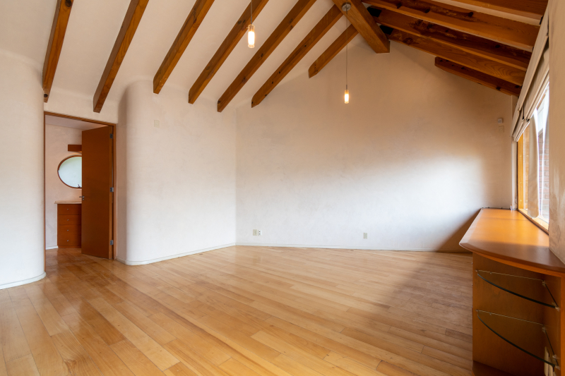 casa en renta en ahuehuetes, bosques de las lomas | espacios amplios, luz natural y privacidad