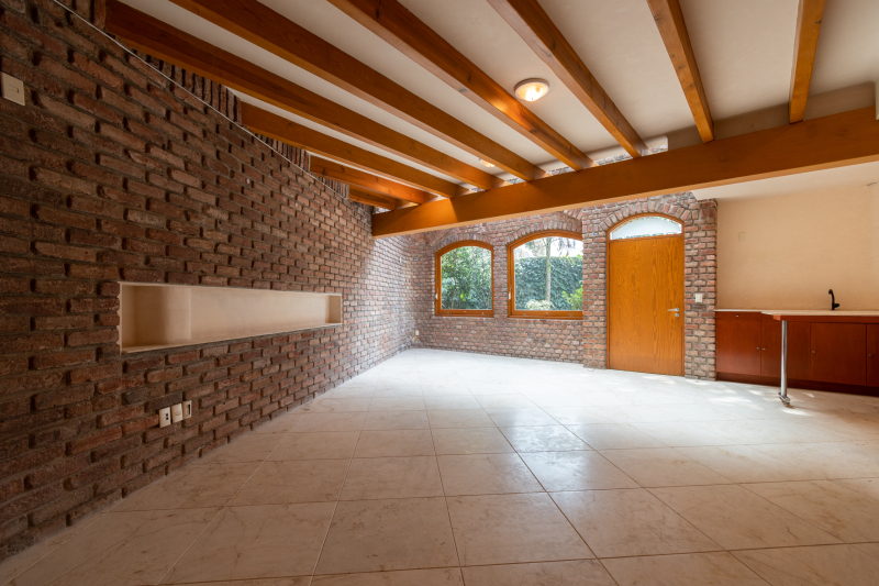 casa en renta en ahuehuetes, bosques de las lomas | espacios amplios, luz natural y privacidad