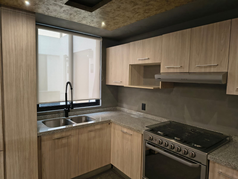 PH En Venta En La Del Valle 