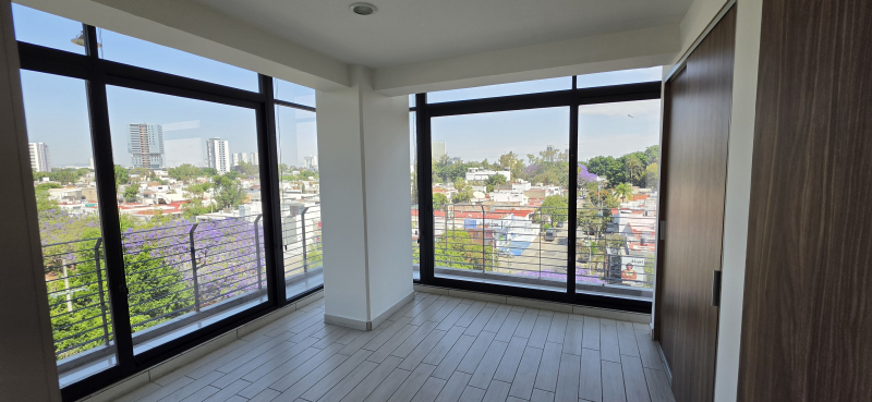 Departamento En Renta En Jardines Del Bosque Norte