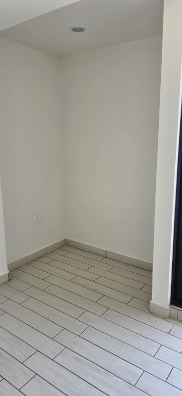 Departamento En Renta En Jardines Del Bosque Norte