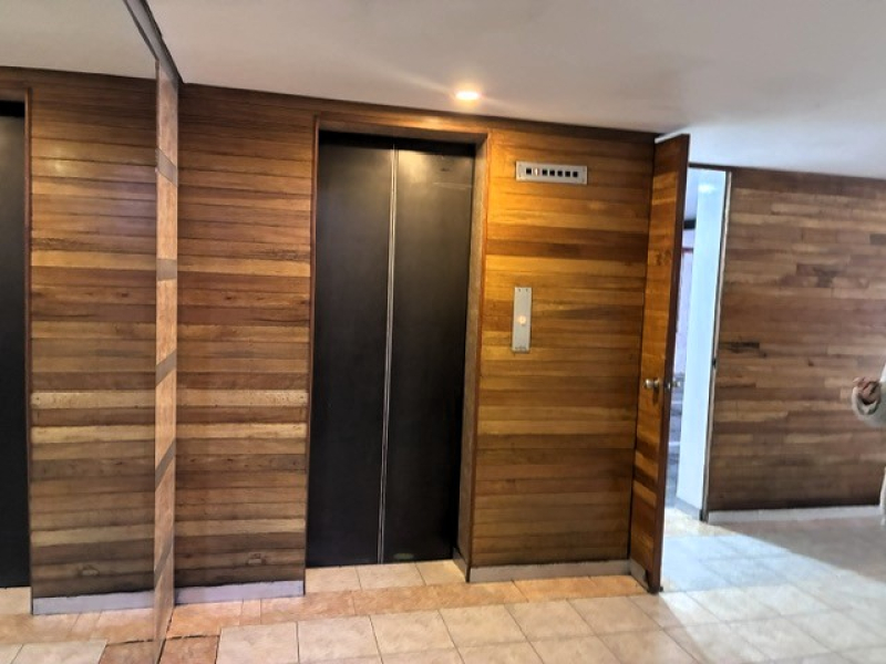 Departamento Venta En Lomas De Chapultepec Con Terraza  