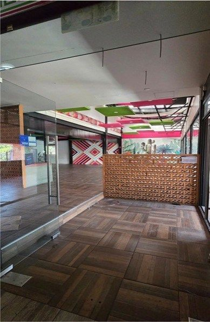 local comercial en renta en hacienda de echegaray